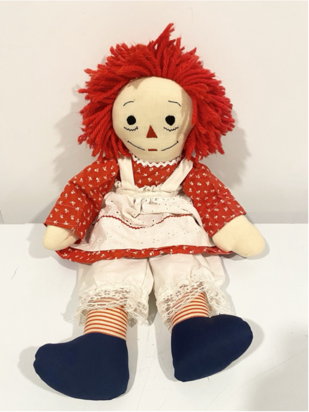 Raggedy Ann Cloth Doll 20” Red Yarn Hair Embroidered Face Heart No Tags